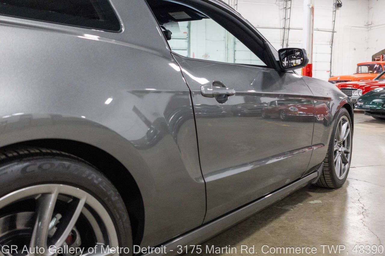 Used 2014 Ford Mustang GT Premium w/ GT Track Package RWD image 23