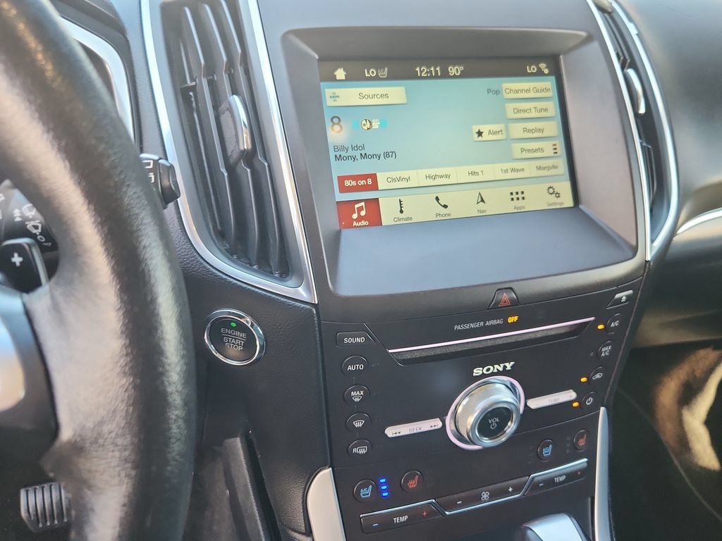Used 2018 Ford Edge Titanium w/ Equipment Group 301A AWD/4WD image 25