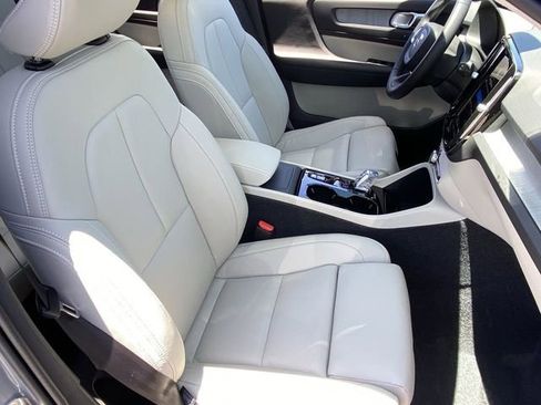 New 2026 Volvo XC40 B5 Plus w/ Protection Package Premier image 12