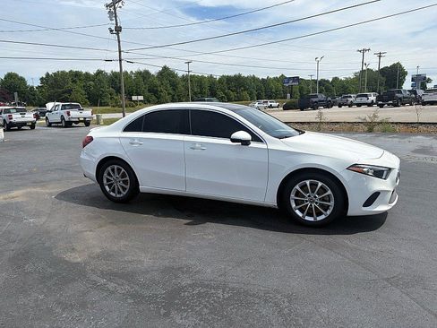 Used 2019 Mercedes-Benz A 220 image 7