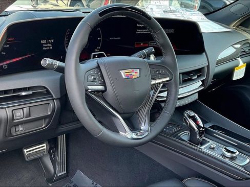 New 2026 Cadillac CT5 V image 9