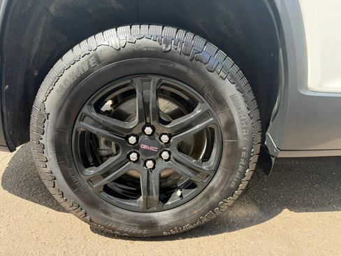 Used 2020 GMC Acadia AT4 AWD/4WD image 38