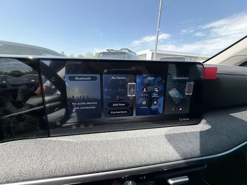 New 2026 Nissan Kicks SV w/ SV Premium Package FWD image 16
