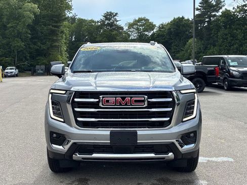 Used 2026 GMC Yukon Elevation w/ Elevation Premium Package AWD/4WD image 2