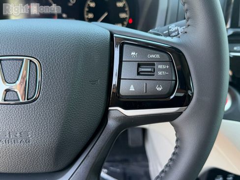 Used 2026 Honda Odyssey EX-L image 35