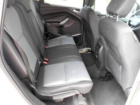 Used 2018 Ford Escape SE w/ SE Sync 3 Package FWD image 21