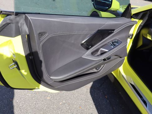 Used 2024 Chevrolet Corvette Stingray Preferred Cpe w/ Z51 Performance Package image 13