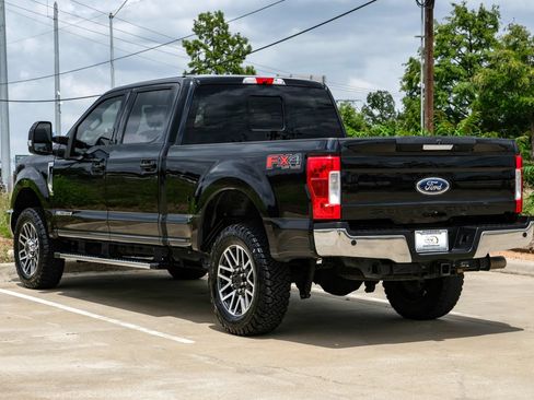 Used 2019 Ford F250 Lariat w/ Lariat Value Package AWD/4WD image 9