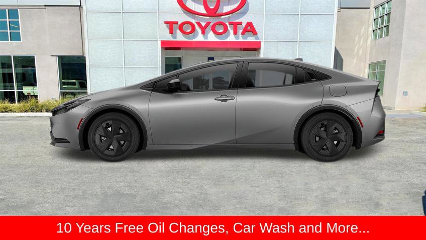 New 2027 Toyota Prius LE FWD image 16