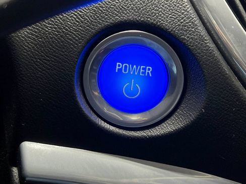 Used 2017 Chevrolet Volt Premier w/ Driver Confidence II Package FWD image 22