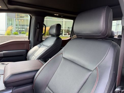 Used 2022 Ford F150 Lariat w/ Equipment Group 502A High AWD/4WD image 10