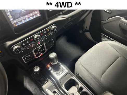 Used 2023 Jeep Wrangler Unlimited Sport AWD/4WD image 6