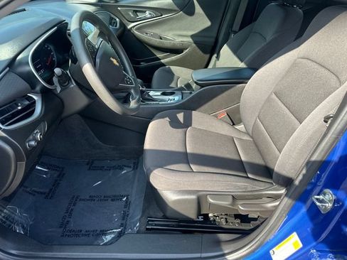 Used 2023 Chevrolet Malibu LS FWD image 26