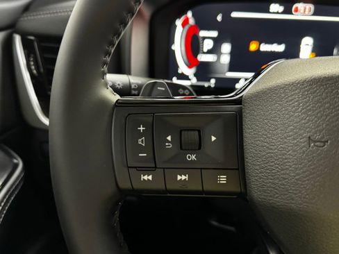 New 2026 Nissan Rogue Platinum AWD/4WD image 21