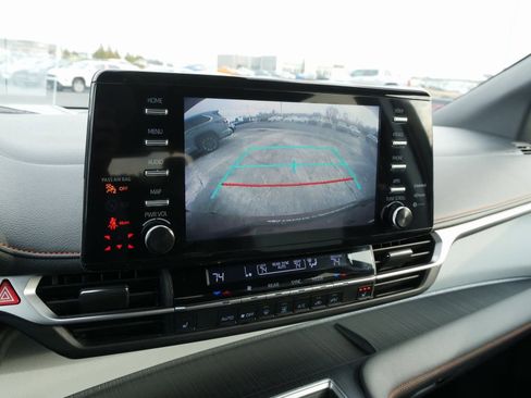 Used 2023 Toyota Sienna XSE image 29