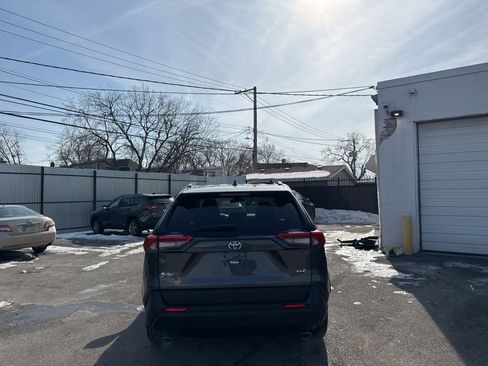 Certified 2024 Toyota RAV4 XLE image 5