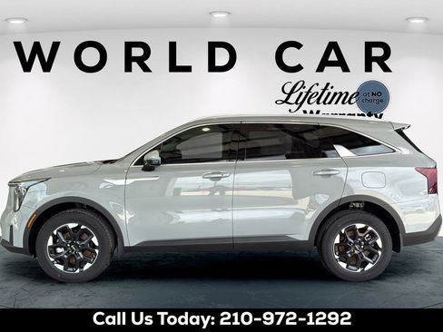 New 2026 Kia Sorento S w/ S Panoramic Sunroof Package AWD/4WD image 12