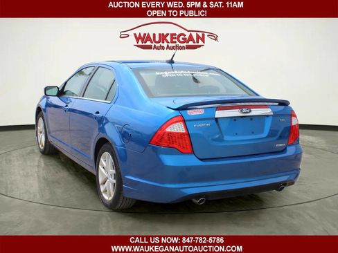 Used 2012 Ford Fusion SEL FWD image 4
