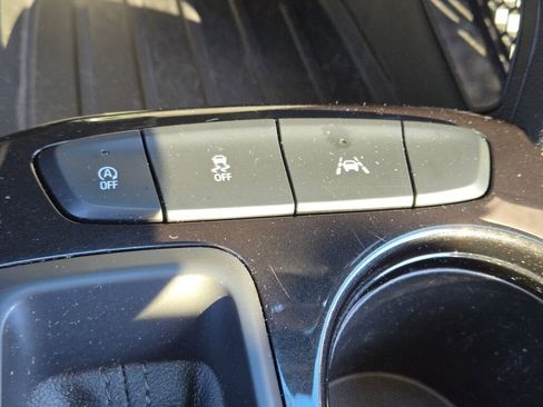 Used 2024 Chevrolet TrailBlazer LT image 24