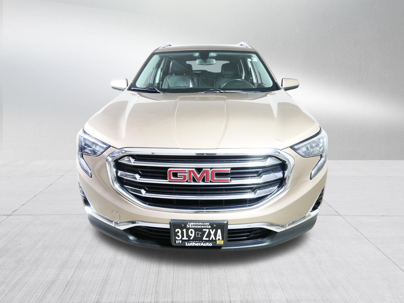 Used 2018 GMC Terrain SLT w/ Preferred Package FWD image 2