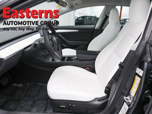 Used 2023 Tesla Model 3 Standard Range image 14