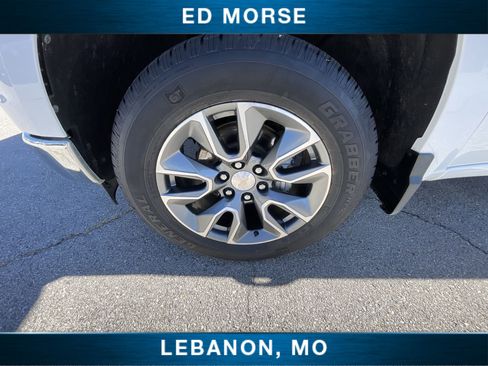 Used 2024 Chevrolet Silverado 1500 LT image 31