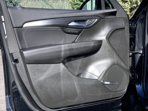 Used 2025 Buick Envision Preferred image 23