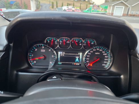 Used 2015 Chevrolet Tahoe LT image 23