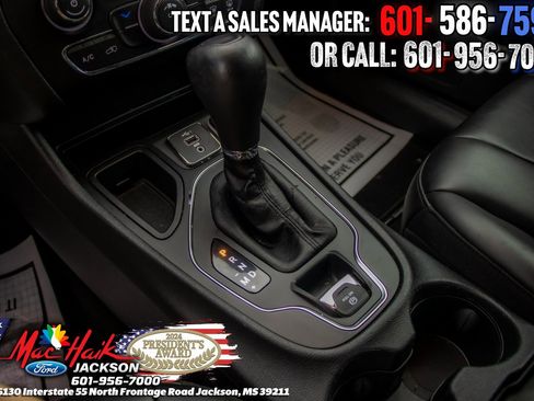 Used 2019 Jeep Cherokee Latitude Plus image 19