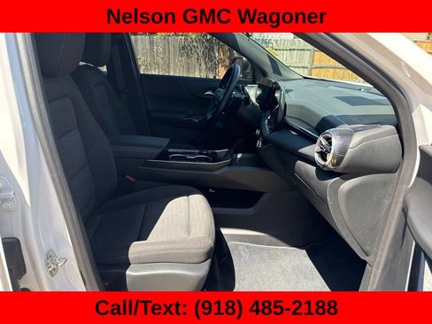 Used 2026 Chevrolet Equinox LT FWD image 20