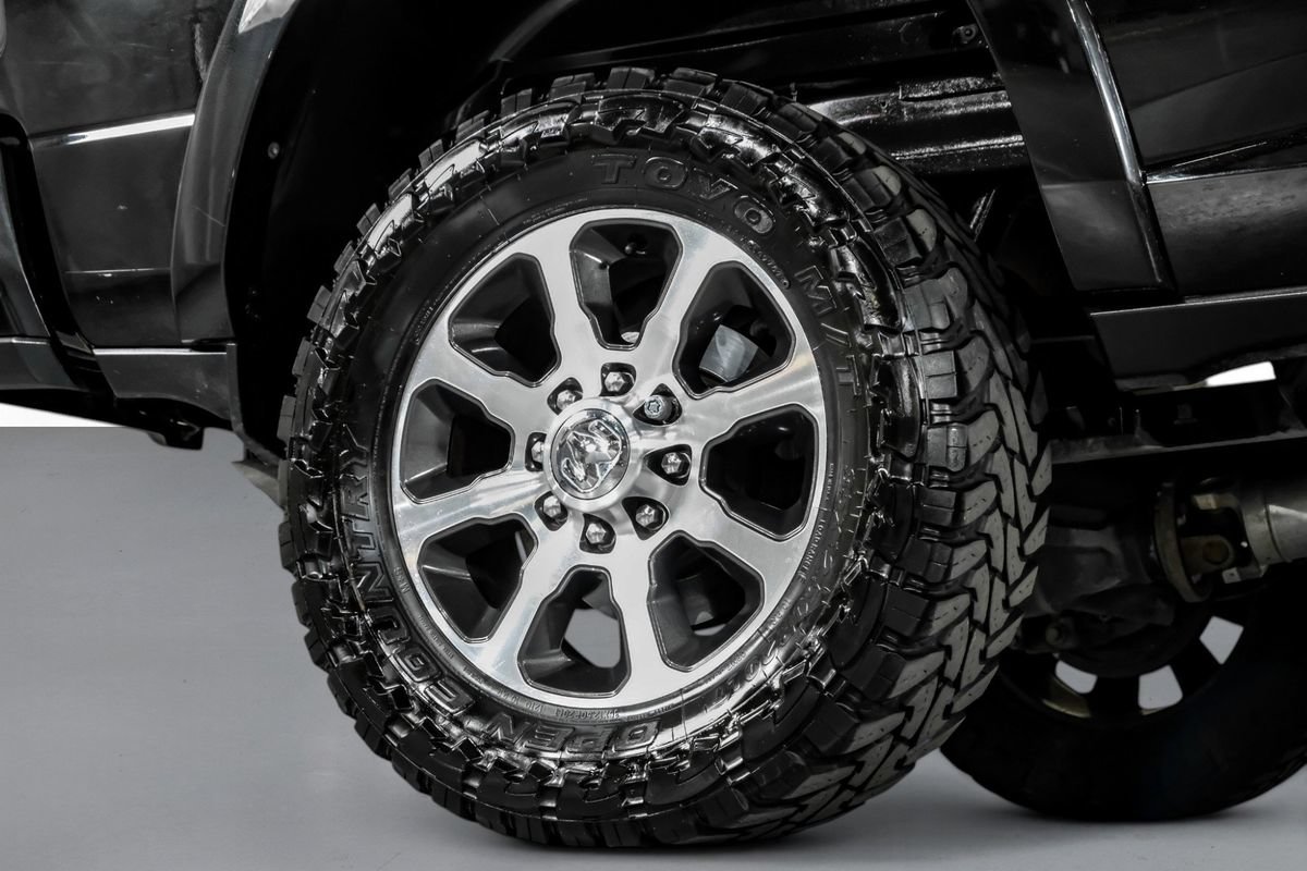 Used 2023 RAM 2500 Limited AWD/4WD image 55