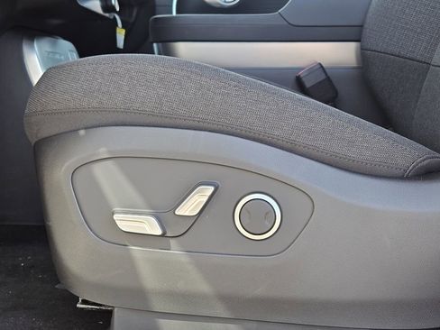 New 2026 Hyundai Ioniq 9 SE AWD/4WD image 23