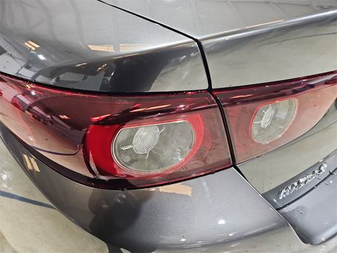 New 2026 MAZDA MAZDA3 2.5 S Sedan w/ Preferred Pkg image 33