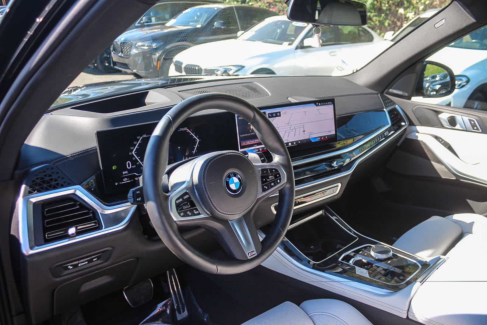 Used 2026 BMW X5 sDrive40i w/ M Sport Package RWD image 16