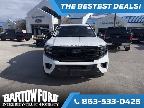 Used 2025 Ford Expedition Max Active image 2