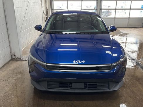Used 2025 Kia K4 LXS image 39