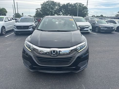 Used 2020 Honda HR-V LX image 2