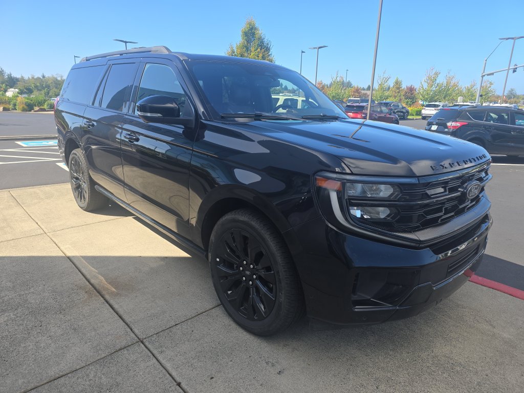 Used 2025 Ford Expedition Max Platinum w/ Stealth Appearance Package AWD/4WD image 6