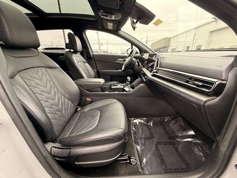 Used 2023 Kia Sportage X-Line w/ X-Line Premium Package image 16