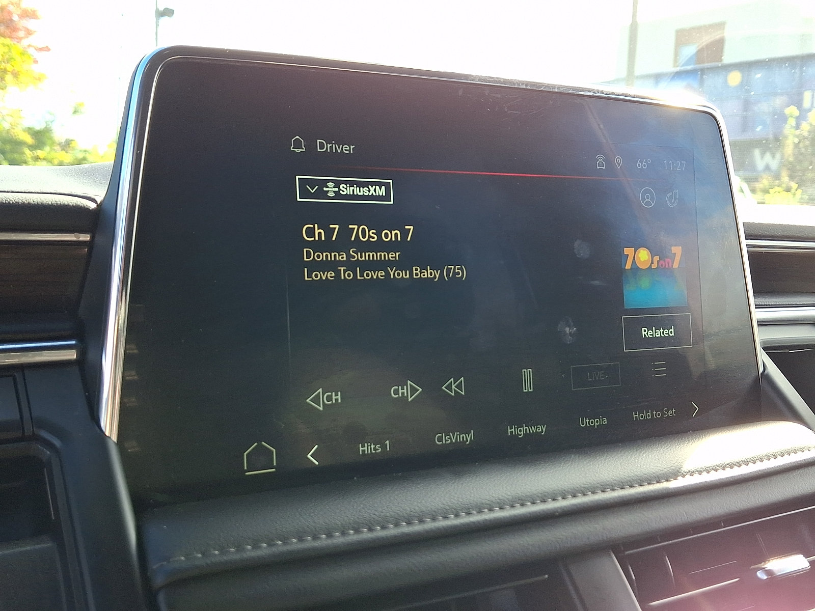 Used 2024 GMC Yukon SLE AWD/4WD image 17