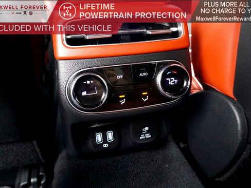 Used 2023 Genesis GV70 2.5T Sport Prestige w/ Sport Prestige Package image 29