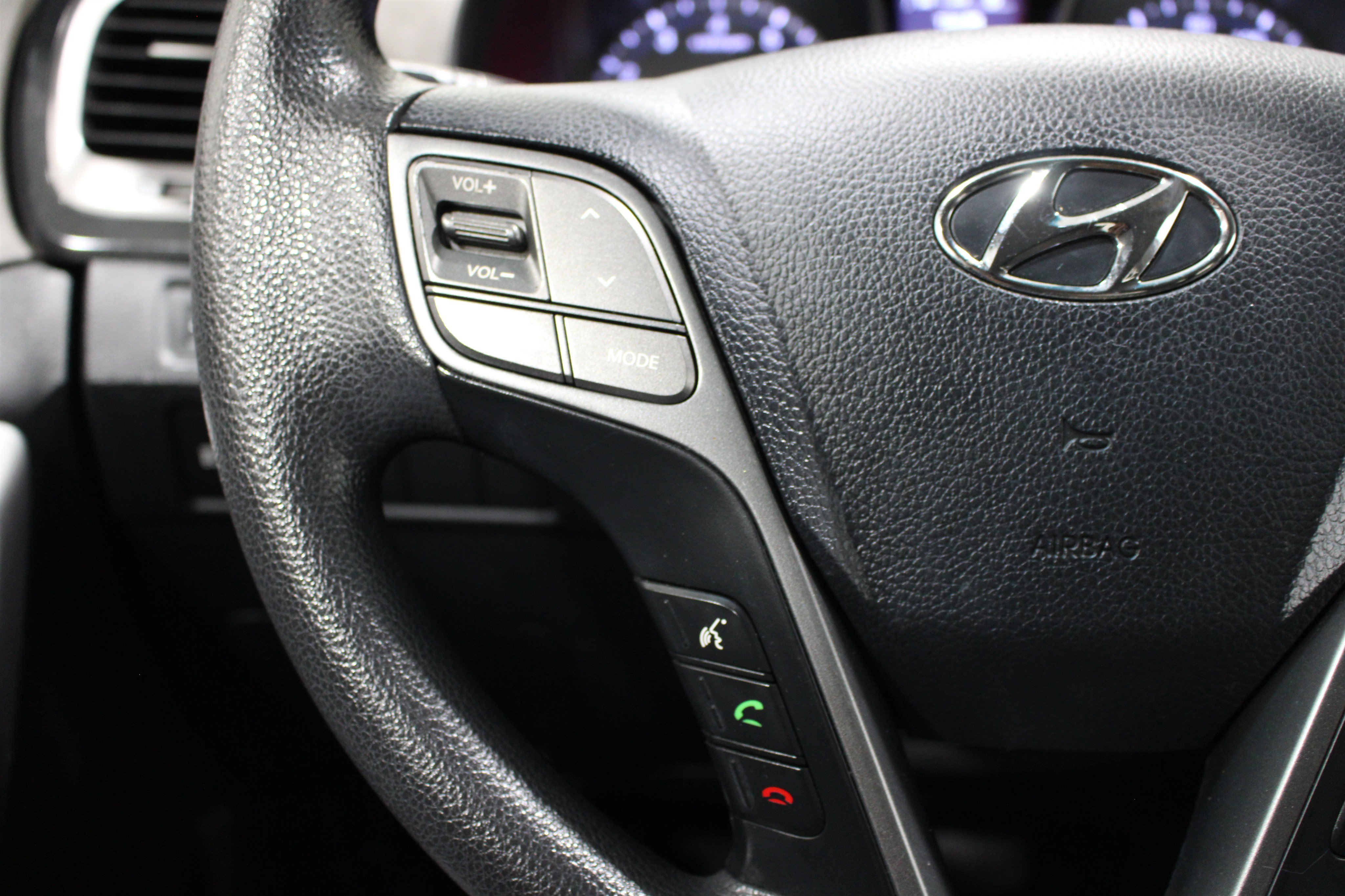 Used 2016 Hyundai Santa Fe Sport w/ Option Group 02 FWD image 11