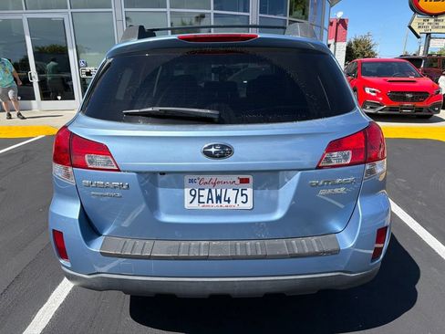 Used 2012 Subaru Outback 2.5i Premium AWD/4WD image 3