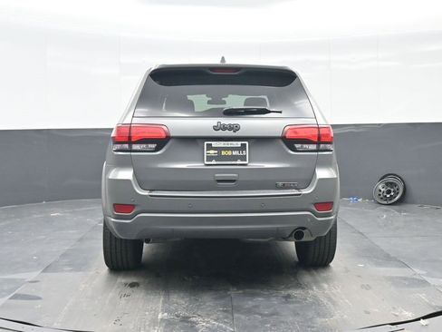 Used 2021 Jeep Grand Cherokee Laredo X image 5