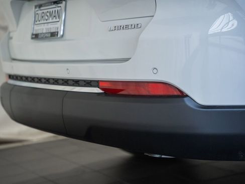 New 2026 Jeep Grand Cherokee L Laredo w/ Trailer Tow Package AWD/4WD image 9