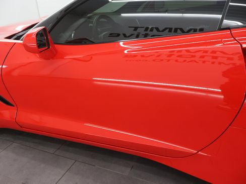 Used 2017 Chevrolet Corvette Stingray Coupe w/ 1LT image 28