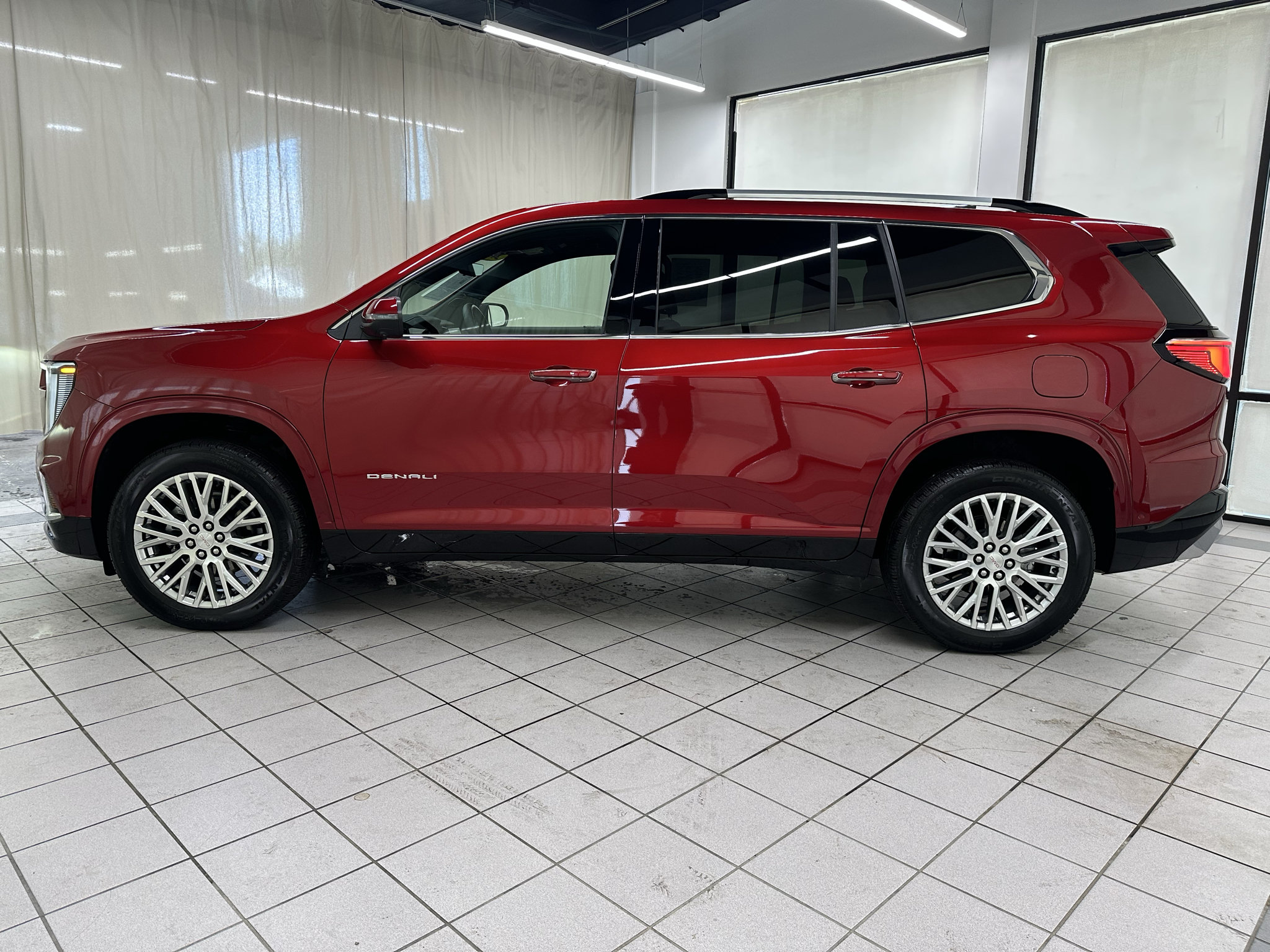 Used 2026 GMC Acadia Denali w/ Super Cruise Package AWD/4WD image 8