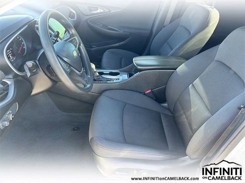 Used 2023 Chevrolet Malibu LT image 19
