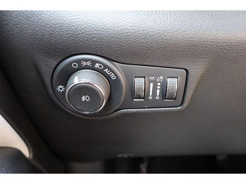 Used 2022 Jeep Compass Limited w/ Elite Group AWD/4WD image 20