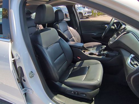 Used 2024 Chevrolet Malibu LT FWD image 29